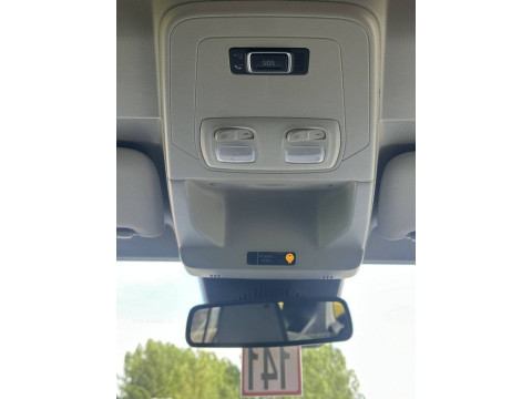 thumb-undefined