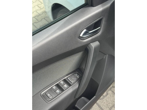 thumb-undefined