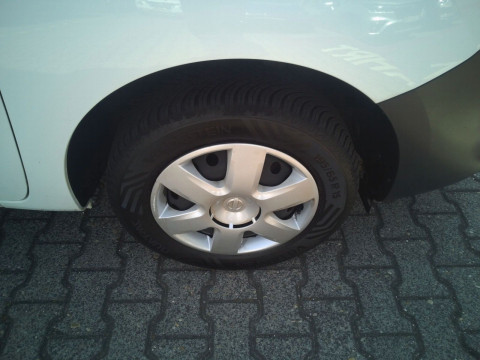 thumb-undefined