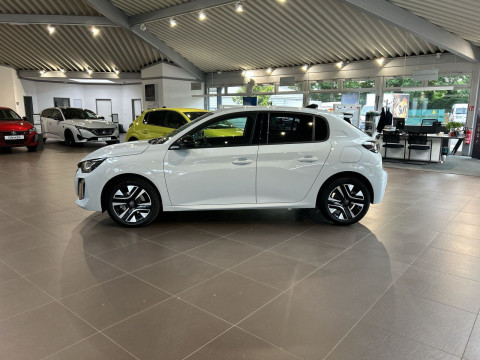 Peugeot 208 - 208 ALLURE PT 100 SHZ/ACC/BT/VZE/ISOFIX/LED