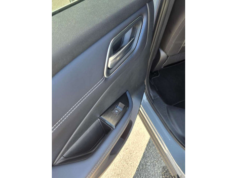 thumb-undefined