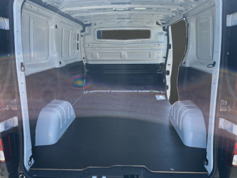 Ansicht 13 - Gebrauchtwagen Fahrzeug, Modell NV300 der Marke Nissan von Verkäufer Autohaus MKM Huber GmbH / Gebrauchtwagenpark