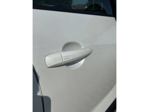 thumb-undefined