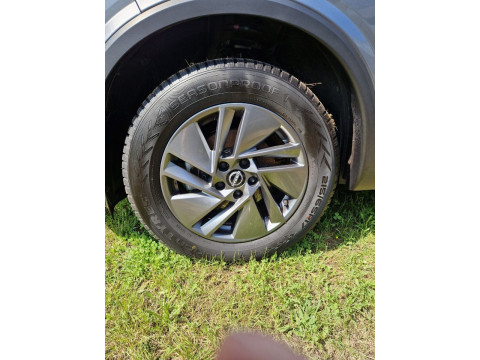 thumb-undefined