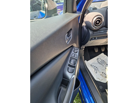 thumb-undefined