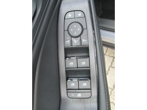 thumb-undefined