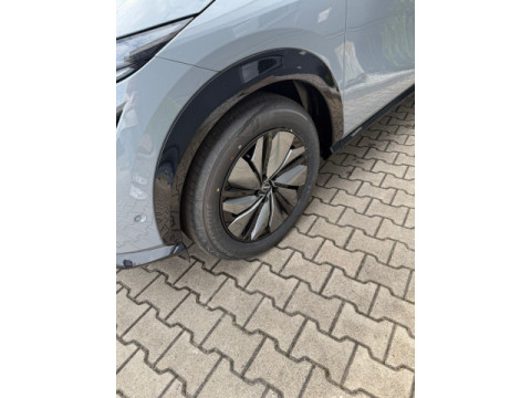 thumb-undefined