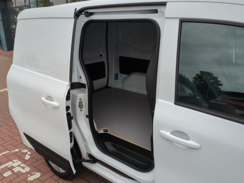 Ansicht 26 - Gebrauchtwagen Fahrzeug, Modell Townstar der Marke Nissan von Verkäufer C. Thomsen GmbH