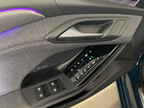 Audi - A6 Avant e-tron