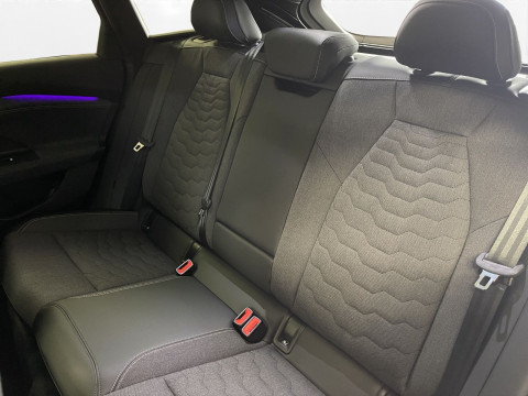 Audi - A6 Avant e-tron