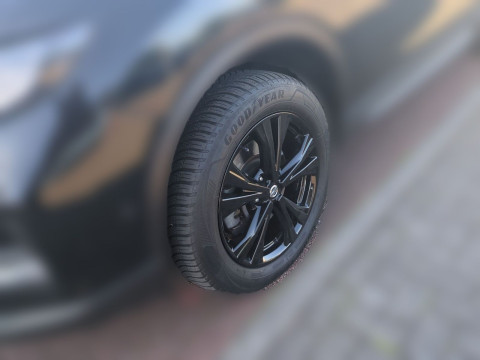 thumb-undefined