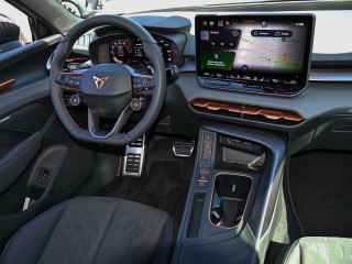 Fahrzeugbild eines Cupra Terramar in blau.