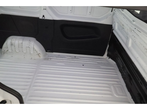 Ansicht 15 - Gebrauchtwagen Fahrzeug, Modell NV300 der Marke Nissan von Verkäufer Autohaus Fischer GmbH