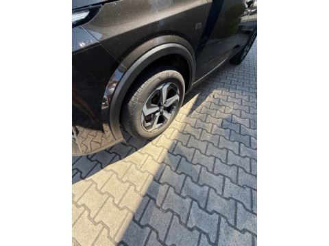 thumb-undefined