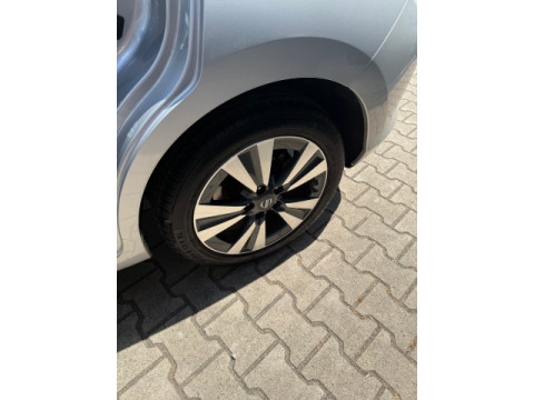 thumb-undefined
