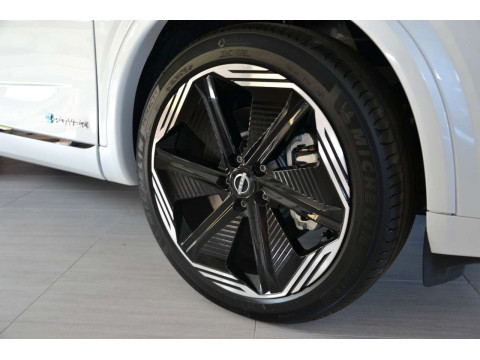 thumb-undefined