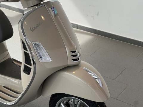 Vespa - GTS