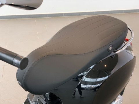Vespa Primavera - Primavera 125 Schwarz Convinto
