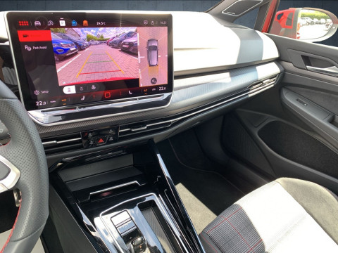 Volkswagen - Golf GTI