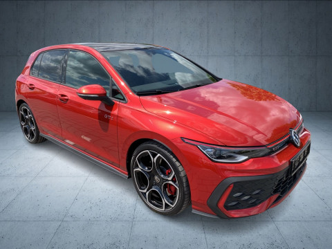 Volkswagen - Golf GTI