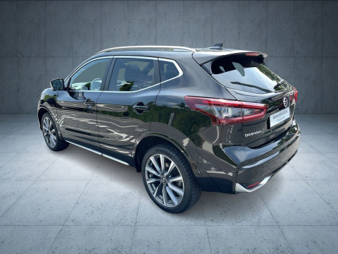 Nissan Qashqai - Qashqai Tekna+ 1.3 DIG-T 4x2 360/Pano/Assist/Leder/19''