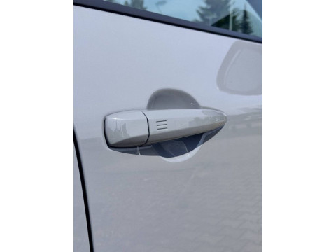 thumb-undefined