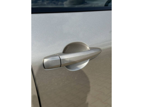 thumb-undefined