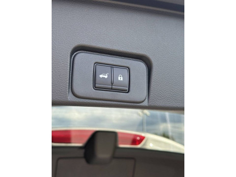 thumb-undefined