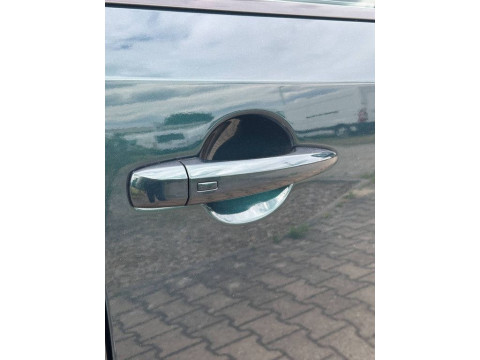 thumb-undefined