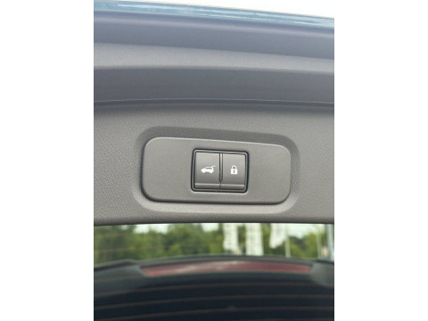 thumb-undefined