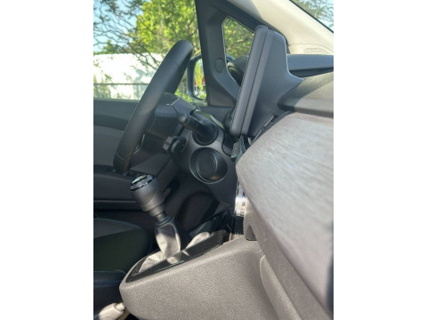thumb-undefined