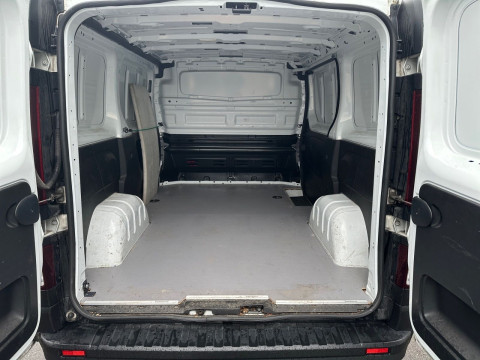 Ansicht 8 - Gebrauchtwagen Fahrzeug, Modell Primastar der Marke Nissan von Verkäufer Autohaus Ebner GmbH