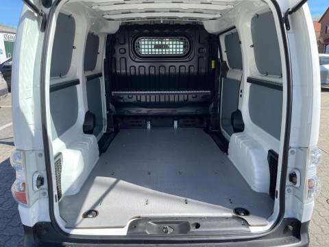 Ansicht 12 - Gebrauchtwagen Fahrzeug, Modell e-NV200 der Marke Nissan von Verkäufer Olympic Auto GmbH