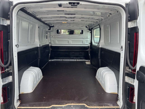 Ansicht 12 - Gebrauchtwagen Fahrzeug, Modell NV300 der Marke Nissan von Verkäufer Autohaus Priller – Zweigniederlassung der Autohaus MKM Huber GmbH