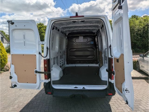 Ansicht 5 - Neuwagen Fahrzeug, Modell Interstar der Marke Nissan von Verkäufer Autohaus Schäfer GmbH