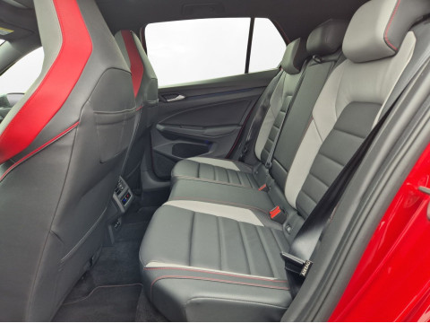 Volkswagen - Golf GTI