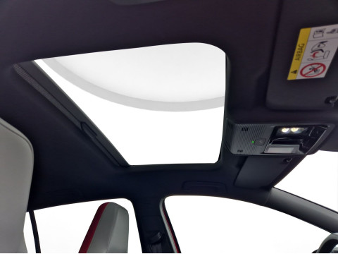 Volkswagen - Golf GTI