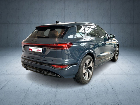 Audi - Q6 SUV e-tron
