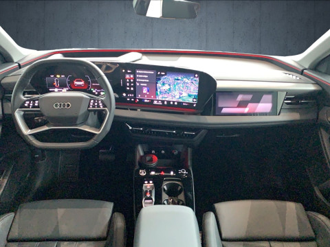 Audi - Q6 SUV e-tron