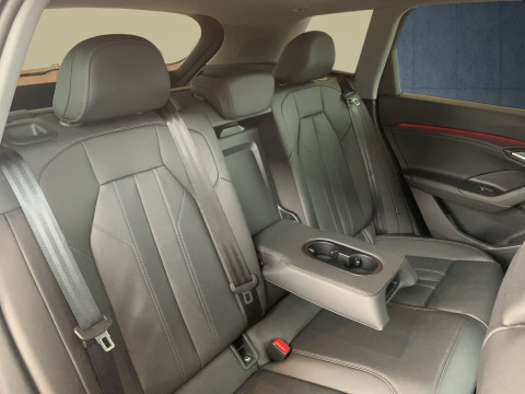 Audi - Q6 SUV e-tron