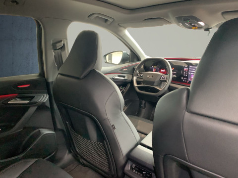 Audi - Q6 SUV e-tron