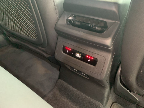 Audi - Q6 SUV e-tron