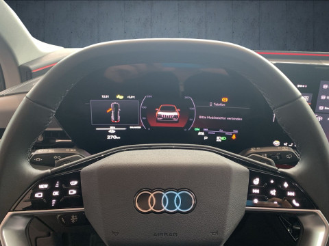 Audi - Q6 SUV e-tron