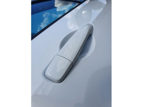 thumb-undefined