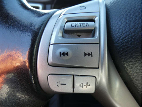 thumb-undefined