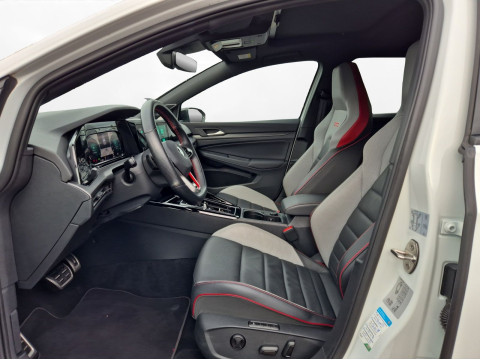 Volkswagen Golf GTI - Golf VIII GTI Clubsport 2.0 TSI DSG Pano Leder Matrix