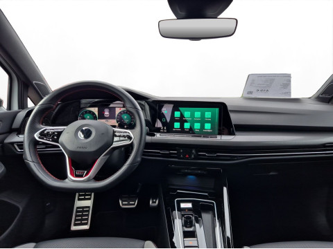 Volkswagen - Golf GTI