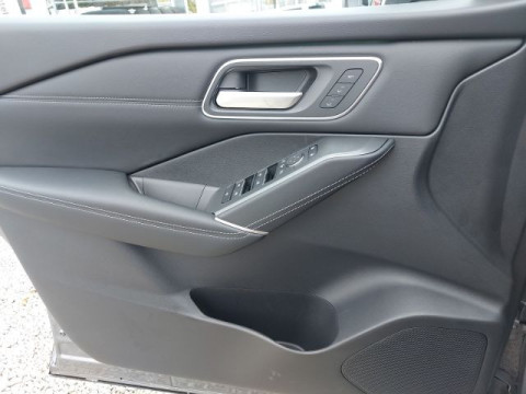 Ansicht 17 - Gebrauchtwagen Fahrzeug, Modell Qashqai der Marke Nissan von Verkäufer Autohaus Martin Wurst GmbH Kirchheim