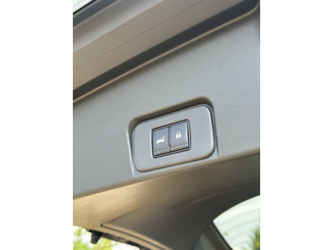 thumb-undefined
