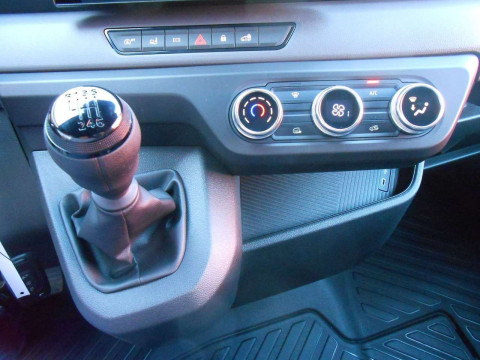 Ansicht 12 - Neuwagen Fahrzeug, Modell Interstar der Marke Nissan von Verkäufer Autohaus Smalcalda GmbH